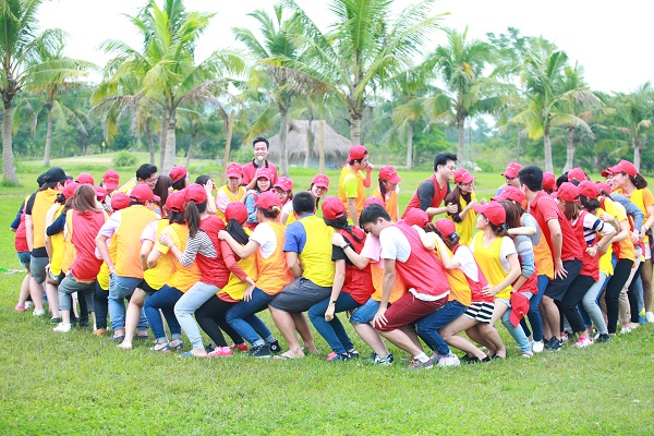 Tại Sao Teambuilding Là Quan Trọng Trong Quản Lý Nhân Sự?