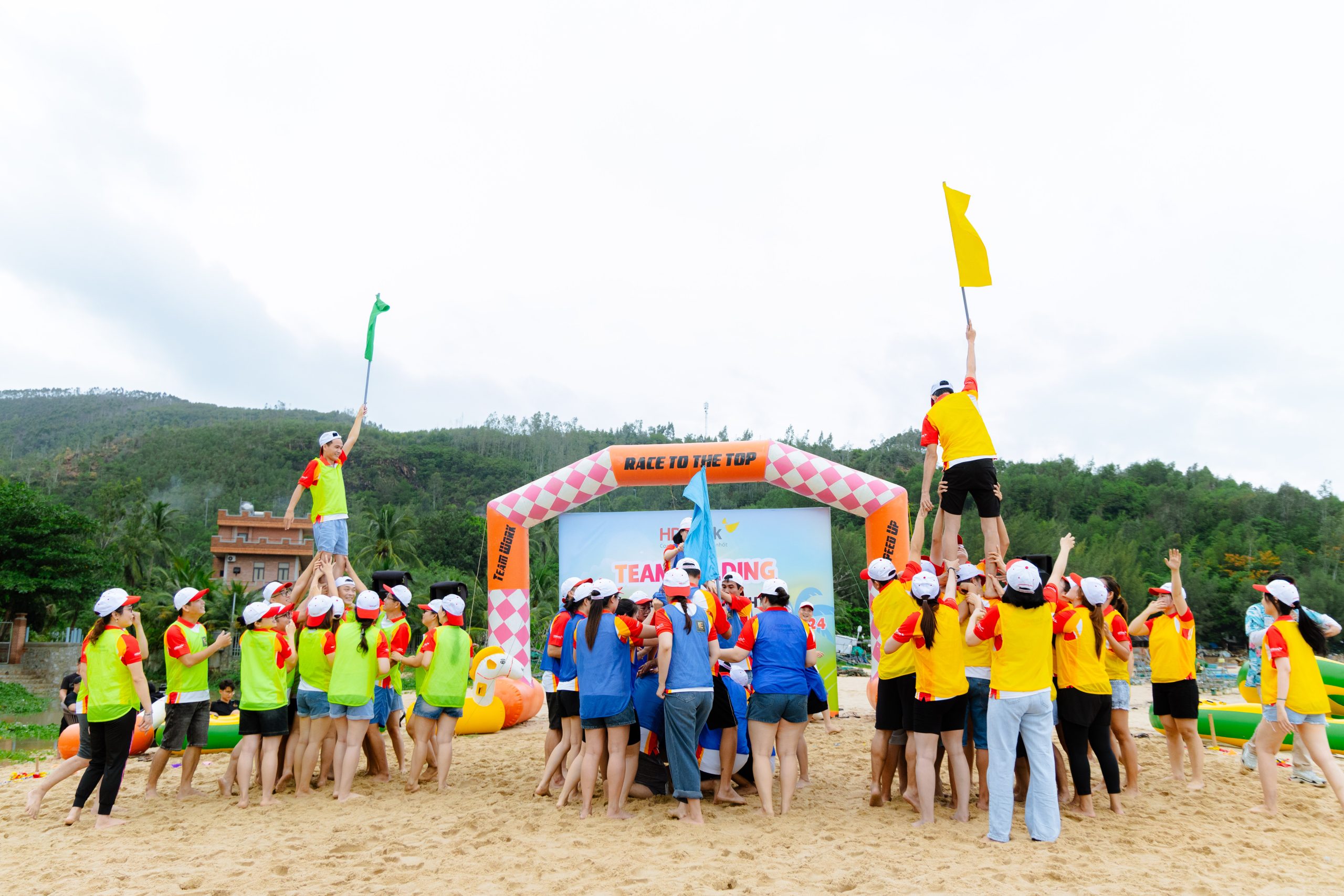 Tổ Chức Team Building tại Quy Nhơn