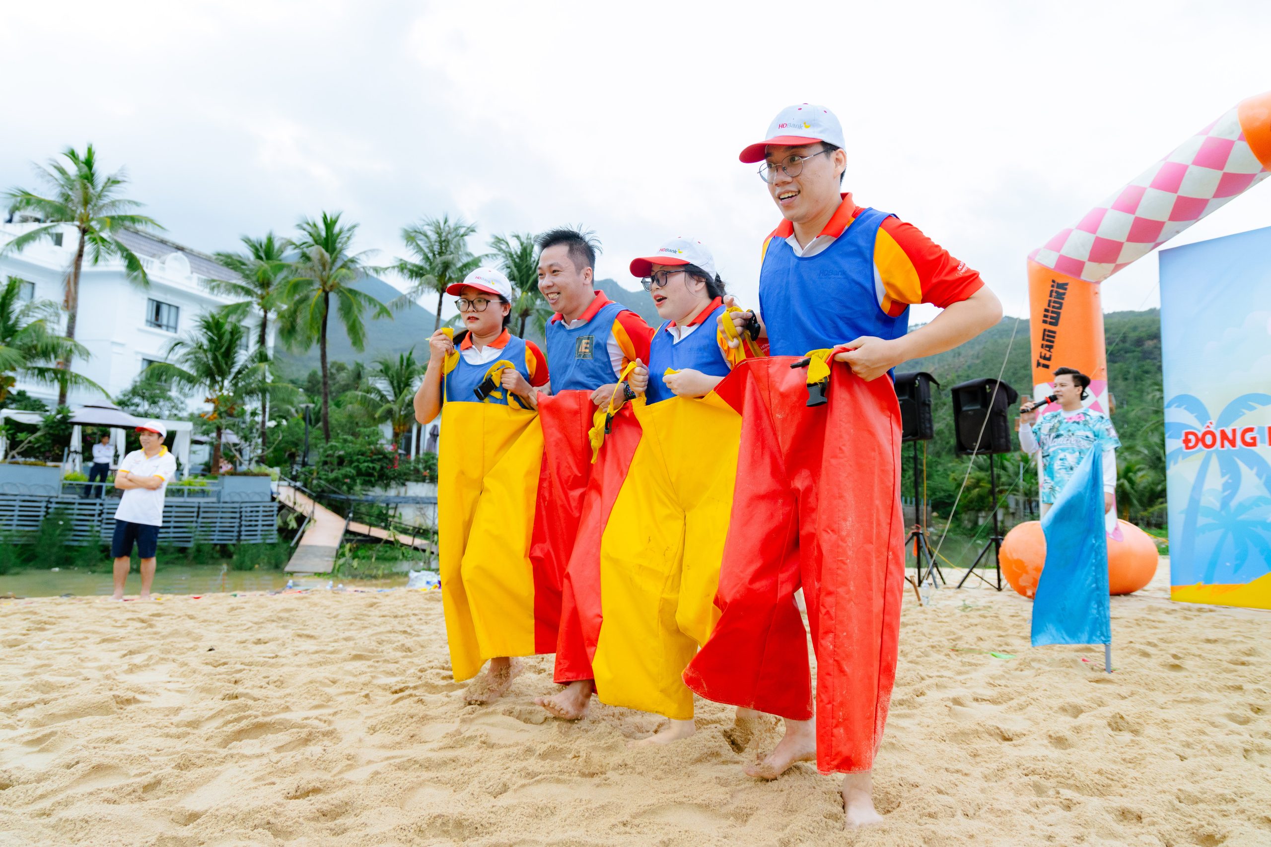 Tổ Chức Team Building tại Quy Nhơn