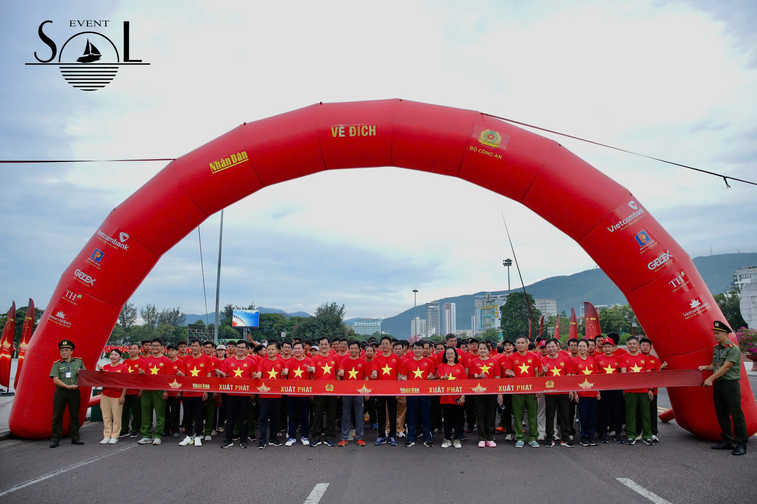 SOL EVENT ĐỒNG HÀNH TỔ CHỨC CHƯƠNG TRÌNH “CÙNG VIỆT NAM TIẾN BƯỚC” TẠI QUY NHƠN