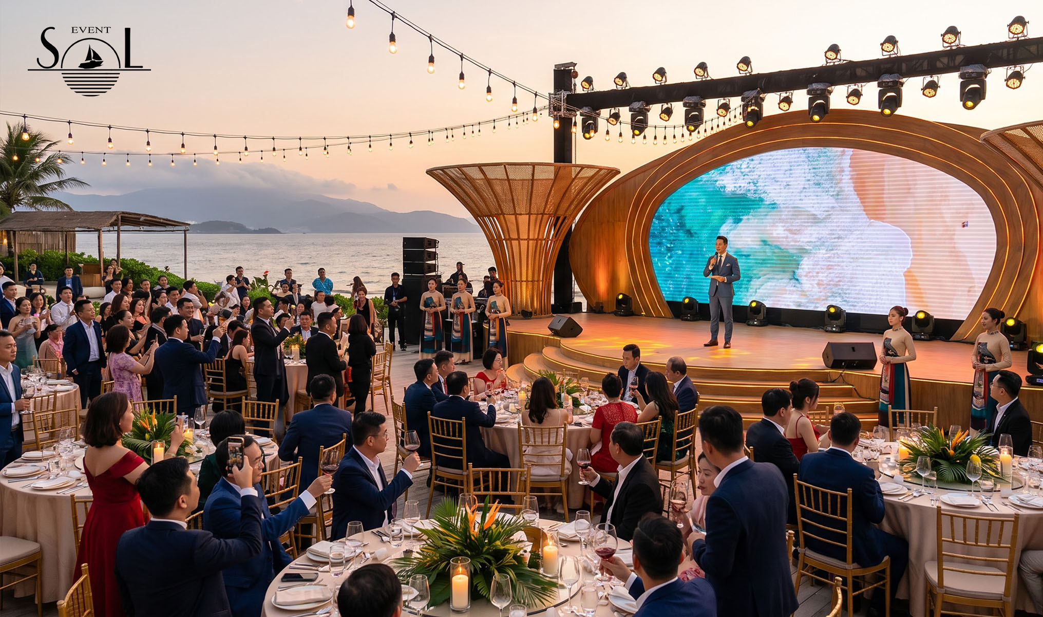 Ý Tưởng Tổ Chức Gala Dinner Độc Đáo | SOL Event