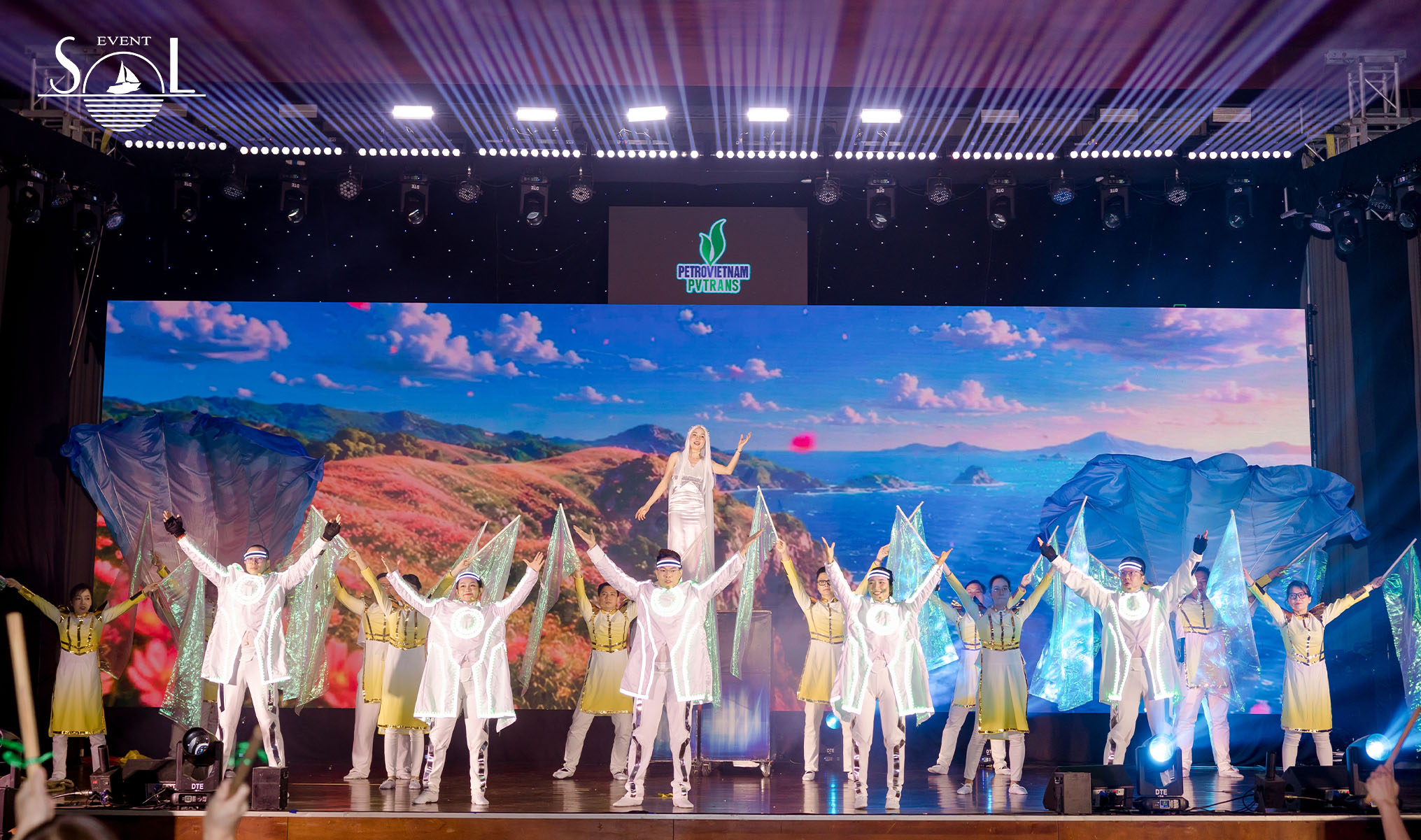 SOL Event tổ chức Gala Dinner cho PVTrans PetroVietnam tại Quy Nhơn